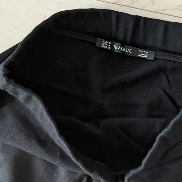 Zara black midi skirt - Picture 3 of 5